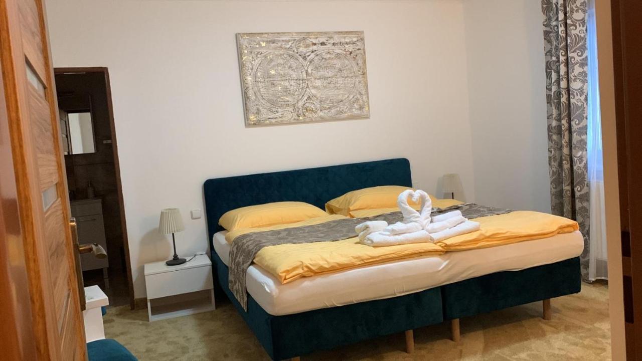 Penzion Deloris Trencin Bagian luar foto
